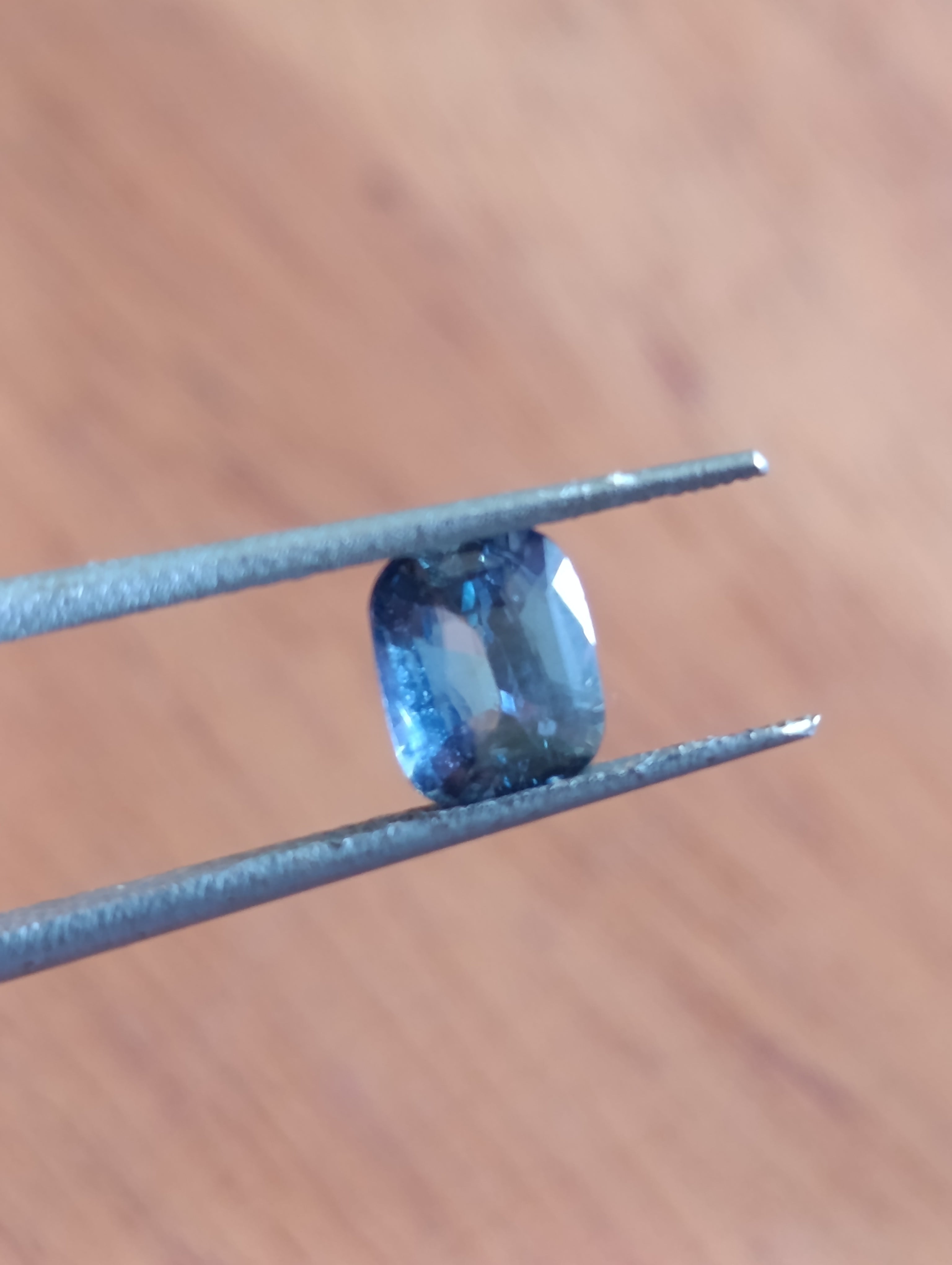 Natural Ceylon Teal Sapphire – 1.00 ct | GIC Certified
